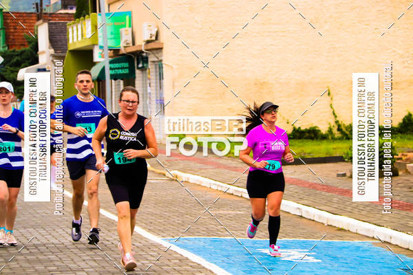 Buy your photos of the event2 Viacredi Alto Vale em Movimento on Fotop