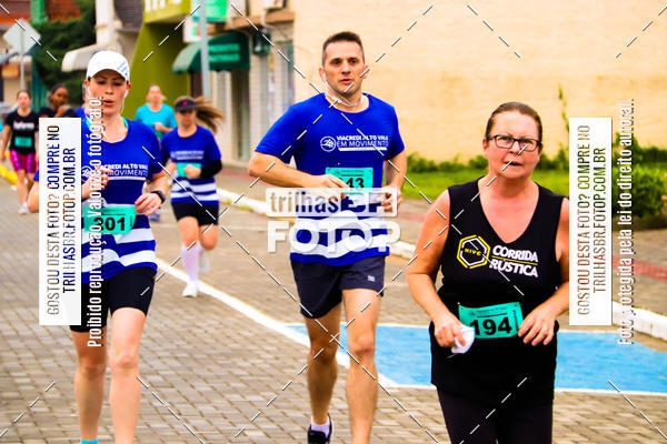 Buy your photos of the event2 Viacredi Alto Vale em Movimento on Fotop