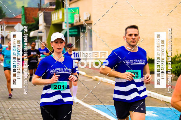 Buy your photos of the event2 Viacredi Alto Vale em Movimento on Fotop