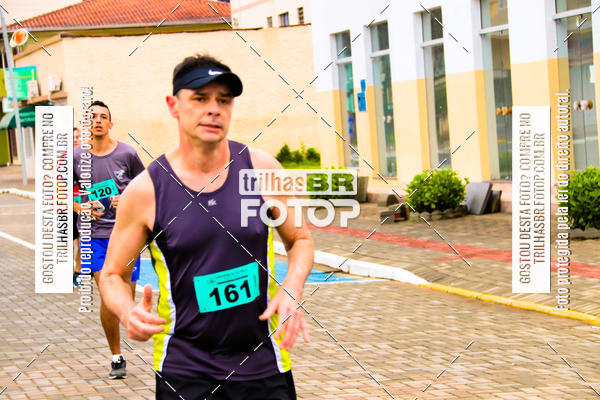 Buy your photos of the event2 Viacredi Alto Vale em Movimento on Fotop