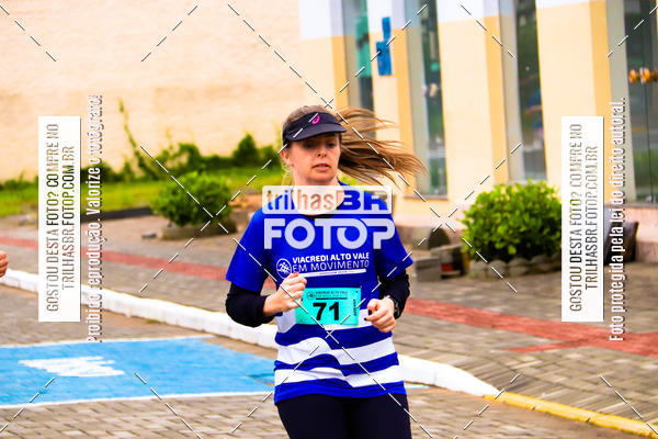 Buy your photos of the event2 Viacredi Alto Vale em Movimento on Fotop