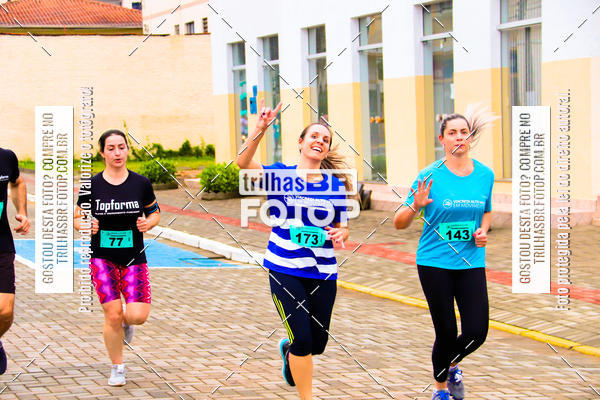 Buy your photos of the event2 Viacredi Alto Vale em Movimento on Fotop