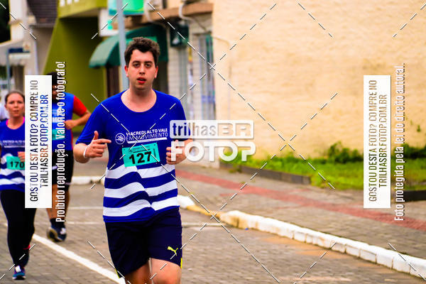 Buy your photos of the event2 Viacredi Alto Vale em Movimento on Fotop