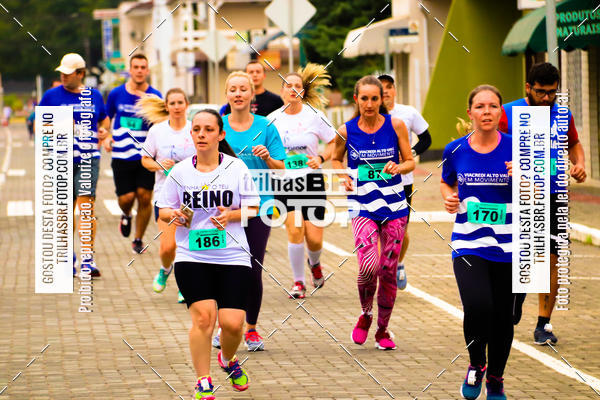 Buy your photos of the event2 Viacredi Alto Vale em Movimento on Fotop