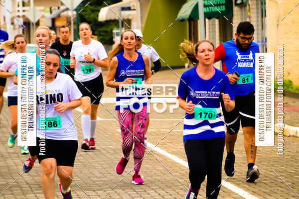 Buy your photos of the event2 Viacredi Alto Vale em Movimento on Fotop