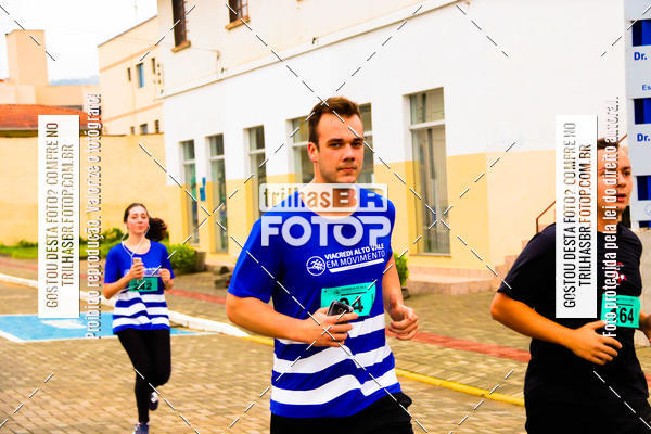 Buy your photos of the event2 Viacredi Alto Vale em Movimento on Fotop