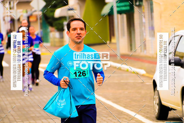 Buy your photos of the event2 Viacredi Alto Vale em Movimento on Fotop