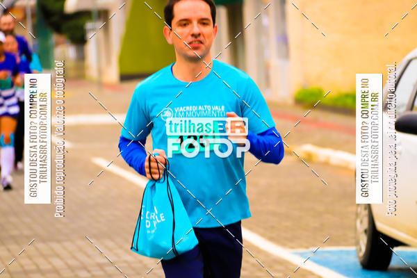 Buy your photos of the event2 Viacredi Alto Vale em Movimento on Fotop