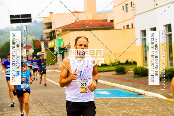 Buy your photos of the event2 Viacredi Alto Vale em Movimento on Fotop