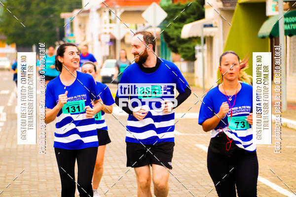 Buy your photos of the event2 Viacredi Alto Vale em Movimento on Fotop