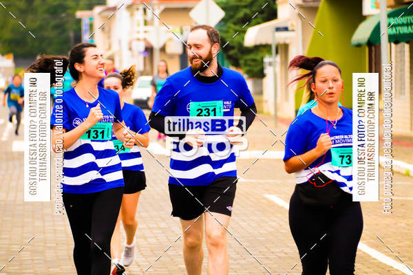 Buy your photos of the event2 Viacredi Alto Vale em Movimento on Fotop