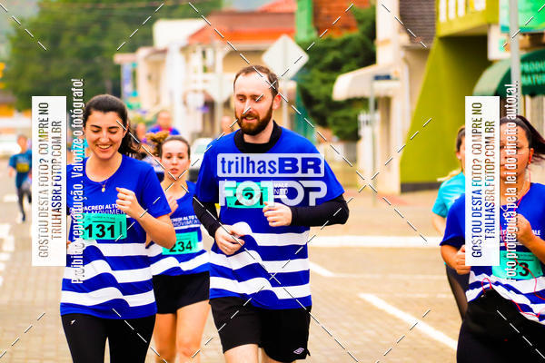 Buy your photos of the event2 Viacredi Alto Vale em Movimento on Fotop