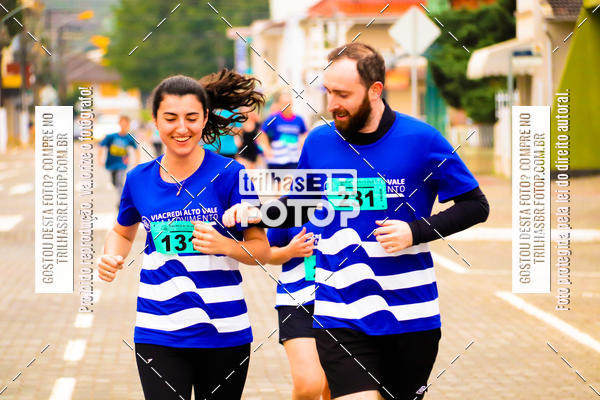 Buy your photos of the event2 Viacredi Alto Vale em Movimento on Fotop