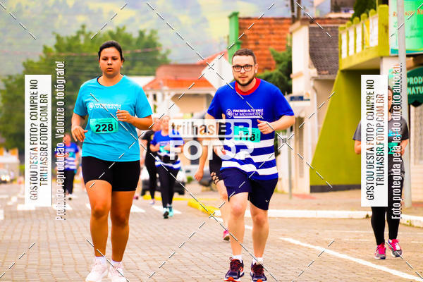 Buy your photos of the event2 Viacredi Alto Vale em Movimento on Fotop