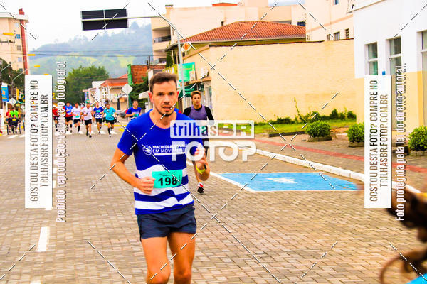 Buy your photos of the event2 Viacredi Alto Vale em Movimento on Fotop