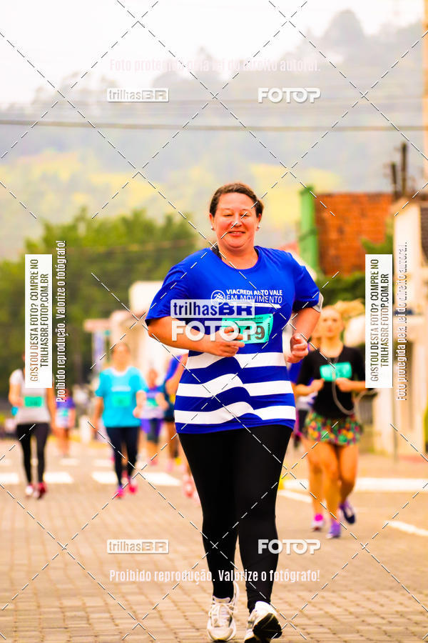 Buy your photos of the event2 Viacredi Alto Vale em Movimento on Fotop
