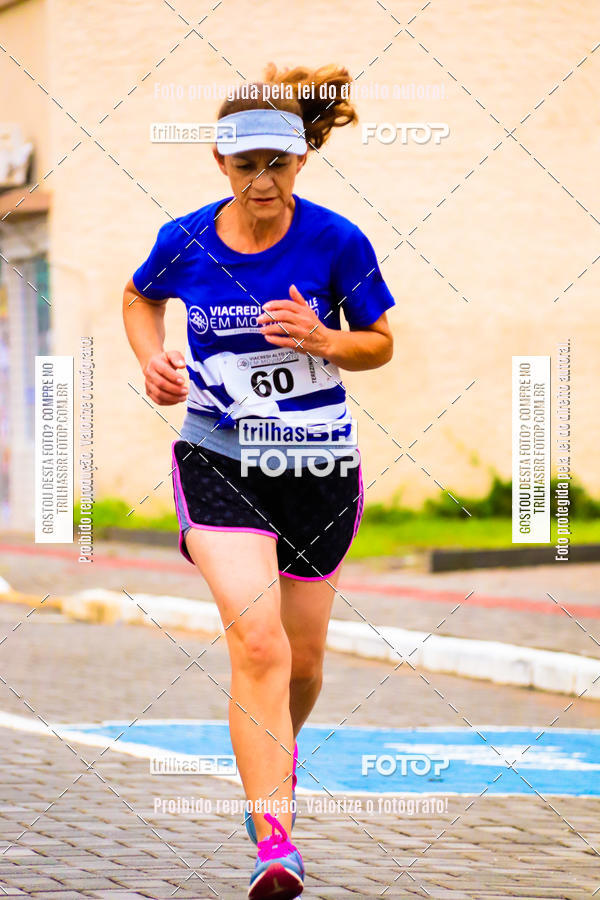 Buy your photos of the event2 Viacredi Alto Vale em Movimento on Fotop