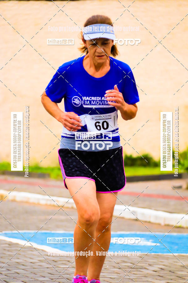 Buy your photos of the event2 Viacredi Alto Vale em Movimento on Fotop
