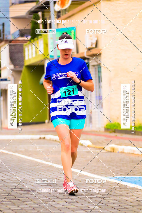 Buy your photos of the event2 Viacredi Alto Vale em Movimento on Fotop