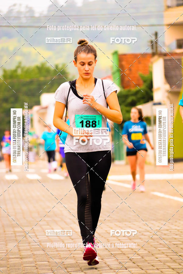 Buy your photos of the event2 Viacredi Alto Vale em Movimento on Fotop