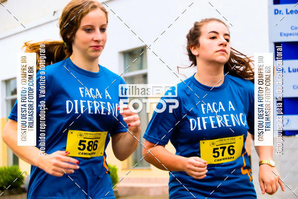 Buy your photos of the event2 Viacredi Alto Vale em Movimento on Fotop