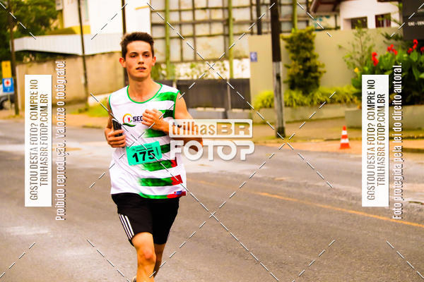 Buy your photos of the event2 Viacredi Alto Vale em Movimento on Fotop