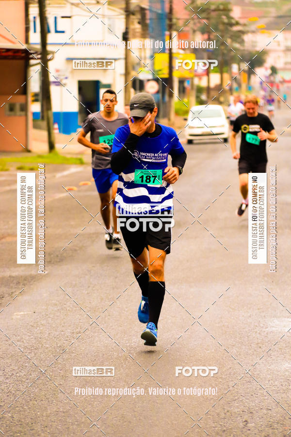 Buy your photos of the event2 Viacredi Alto Vale em Movimento on Fotop