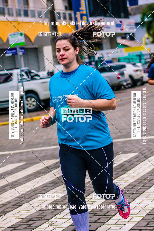 Buy your photos of the event2 Viacredi Alto Vale em Movimento on Fotop