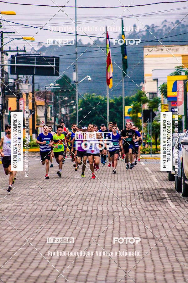 Buy your photos of the event2 Viacredi Alto Vale em Movimento on Fotop