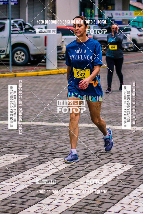 Buy your photos of the event2 Viacredi Alto Vale em Movimento on Fotop