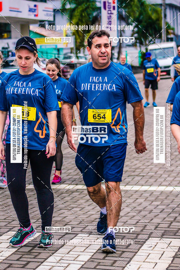 Buy your photos of the event2 Viacredi Alto Vale em Movimento on Fotop