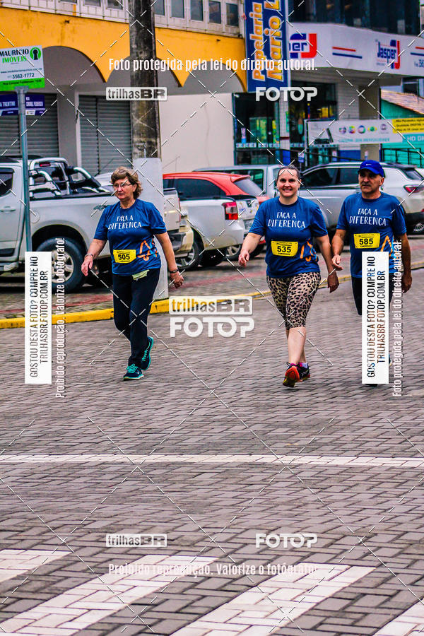 Buy your photos of the event2 Viacredi Alto Vale em Movimento on Fotop