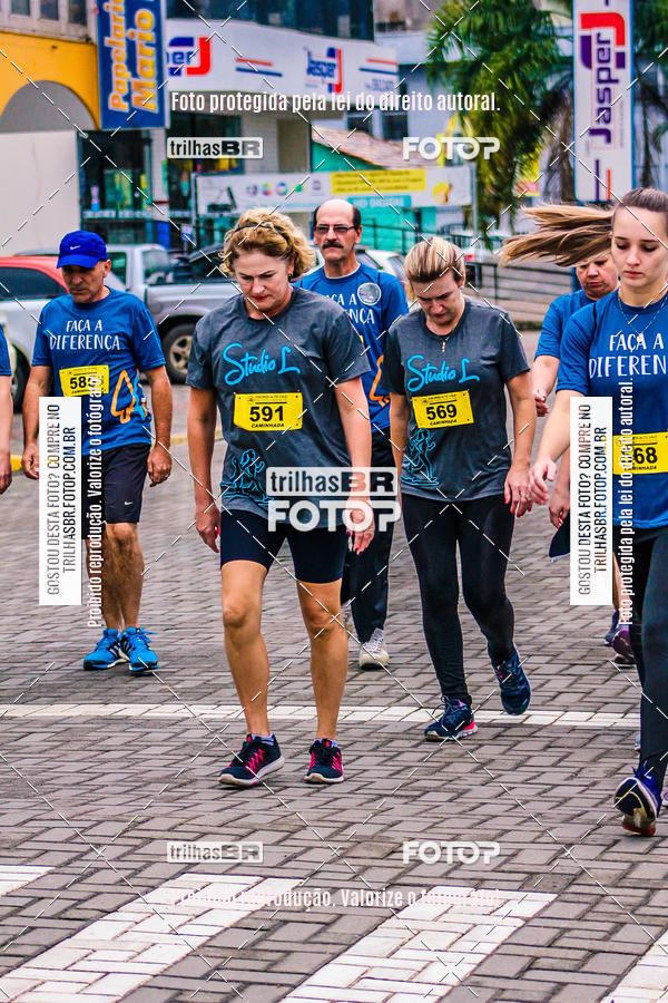 Buy your photos of the event2 Viacredi Alto Vale em Movimento on Fotop