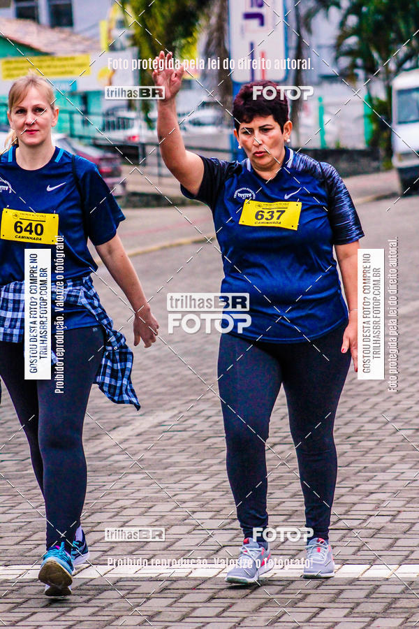 Buy your photos of the event2 Viacredi Alto Vale em Movimento on Fotop