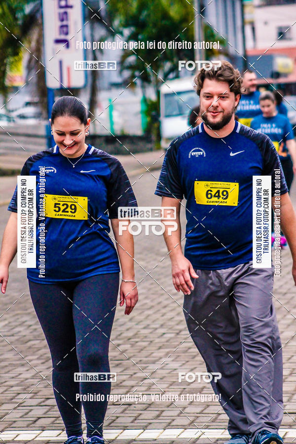 Buy your photos of the event2 Viacredi Alto Vale em Movimento on Fotop