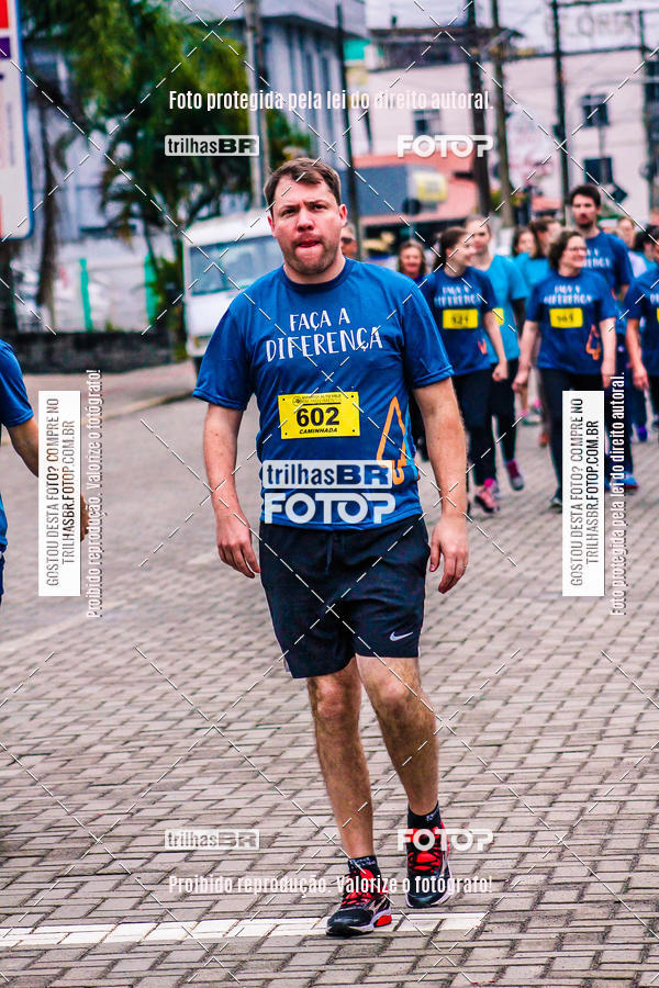 Buy your photos of the event2 Viacredi Alto Vale em Movimento on Fotop