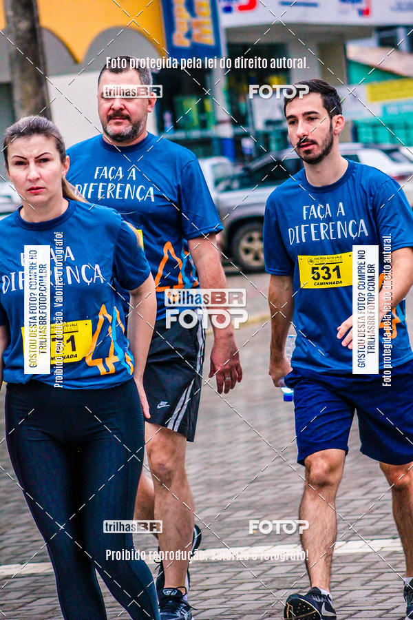 Buy your photos of the event2 Viacredi Alto Vale em Movimento on Fotop