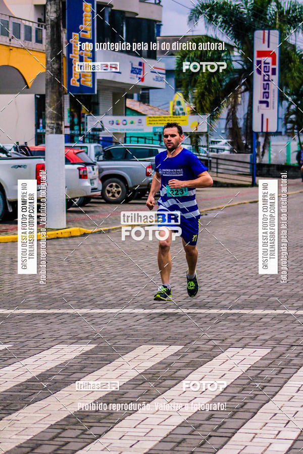 Buy your photos of the event2 Viacredi Alto Vale em Movimento on Fotop