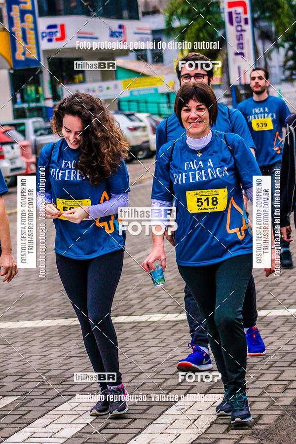 Buy your photos of the event2 Viacredi Alto Vale em Movimento on Fotop