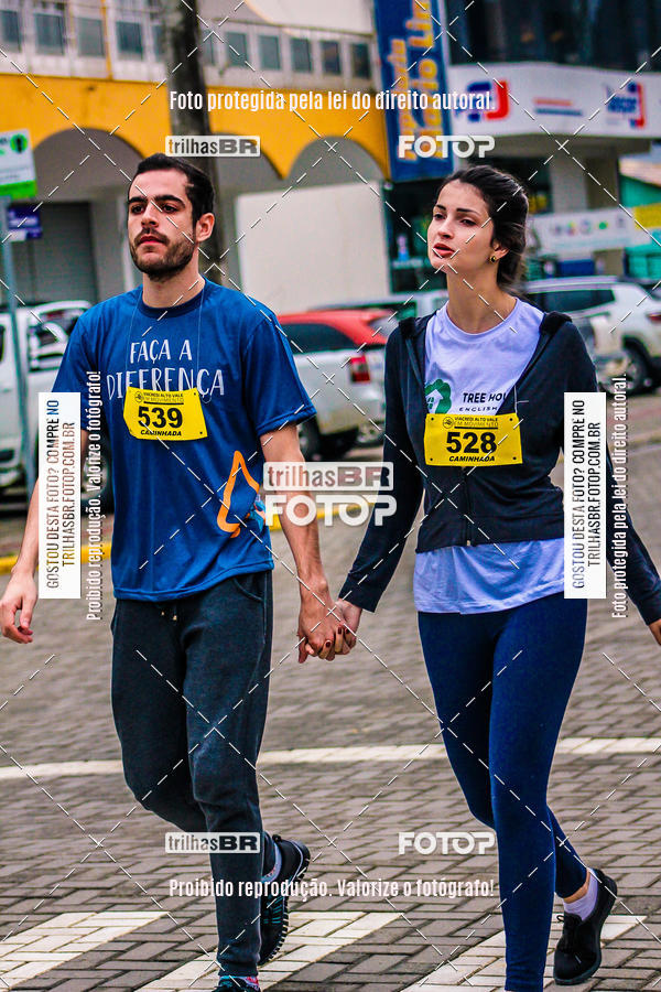 Buy your photos of the event2 Viacredi Alto Vale em Movimento on Fotop