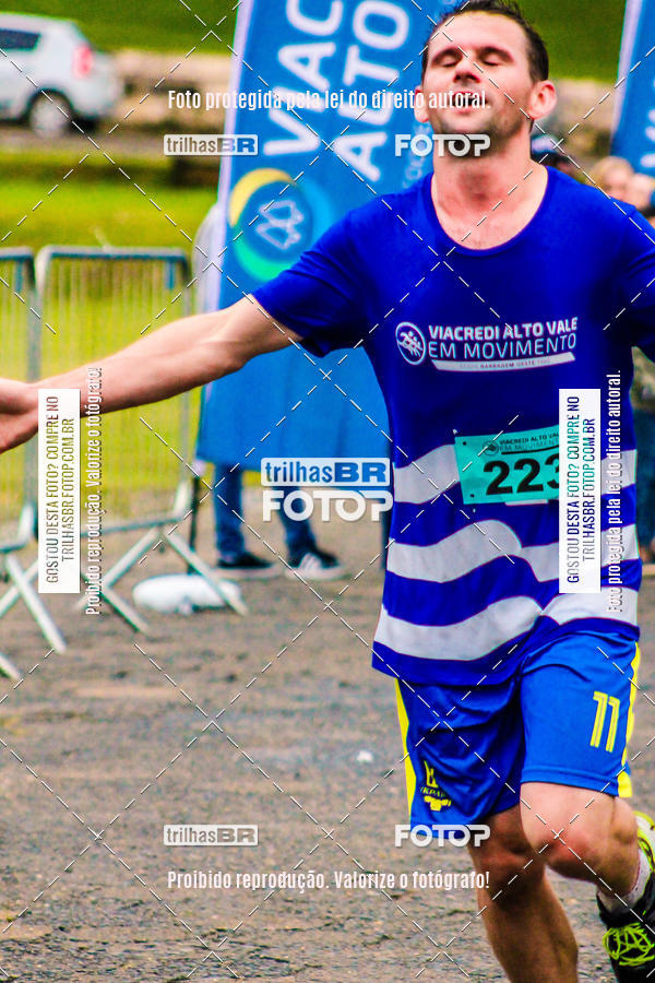 Buy your photos of the event2 Viacredi Alto Vale em Movimento on Fotop