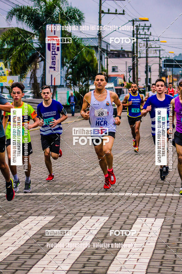 Buy your photos of the event2 Viacredi Alto Vale em Movimento on Fotop