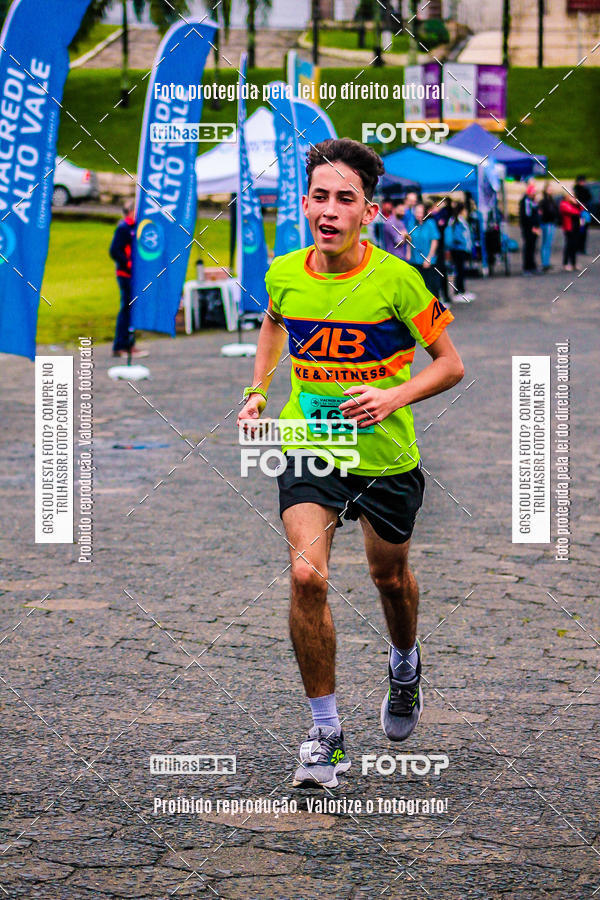 Buy your photos of the event2 Viacredi Alto Vale em Movimento on Fotop