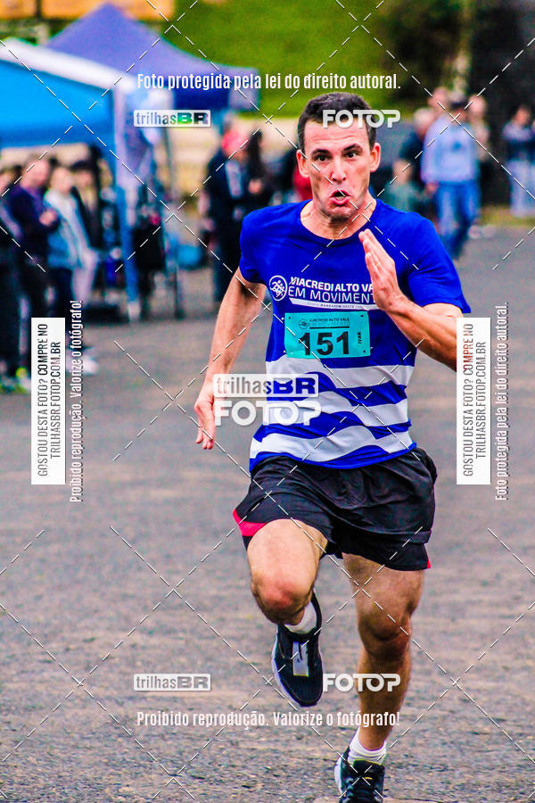 Buy your photos of the event2 Viacredi Alto Vale em Movimento on Fotop