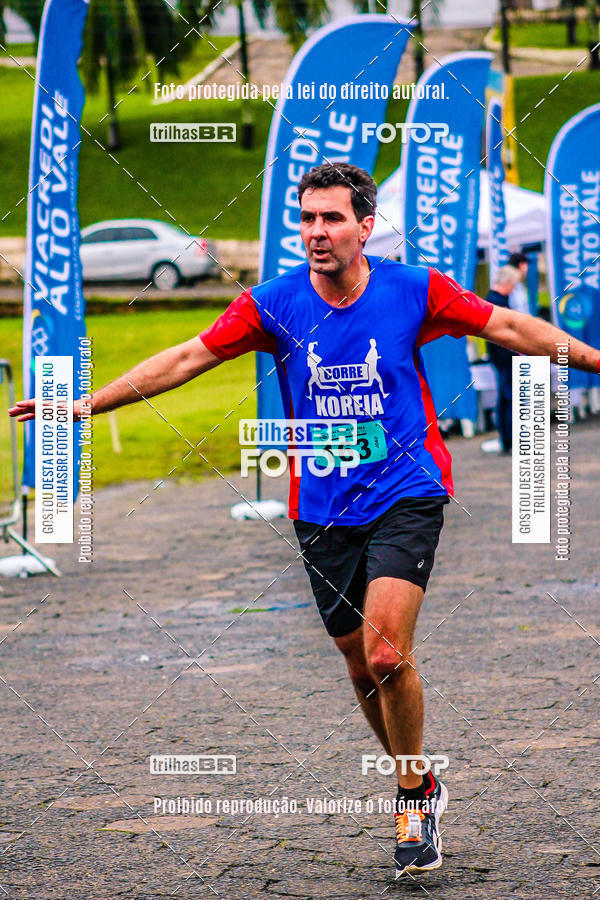 Buy your photos of the event2 Viacredi Alto Vale em Movimento on Fotop