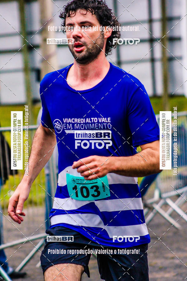 Buy your photos of the event2 Viacredi Alto Vale em Movimento on Fotop