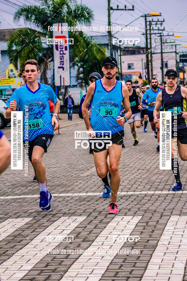 Buy your photos of the event2 Viacredi Alto Vale em Movimento on Fotop