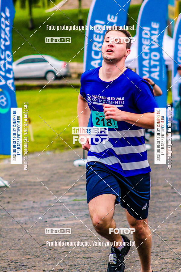 Buy your photos of the event2 Viacredi Alto Vale em Movimento on Fotop