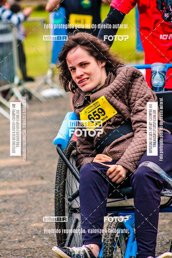 Buy your photos of the event2 Viacredi Alto Vale em Movimento on Fotop