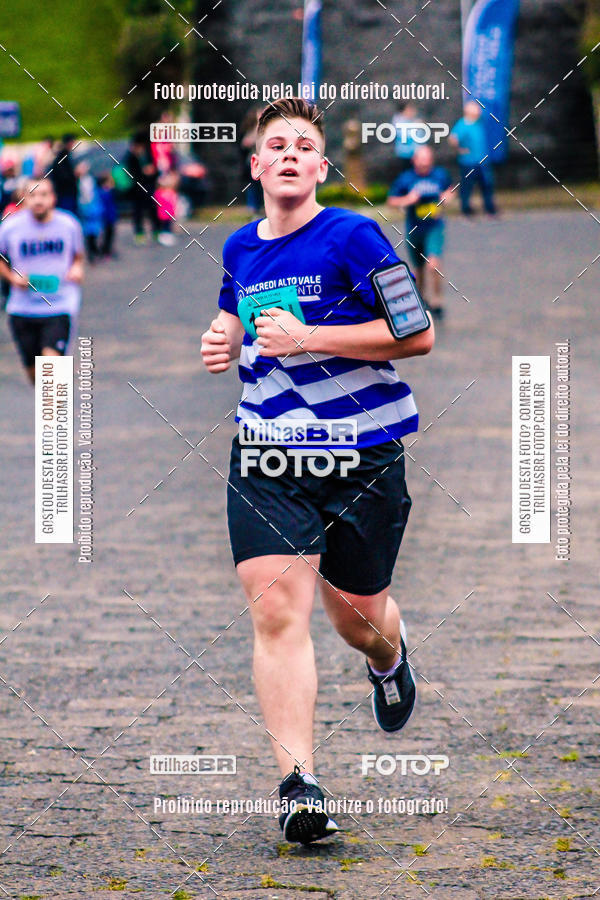 Buy your photos of the event2 Viacredi Alto Vale em Movimento on Fotop